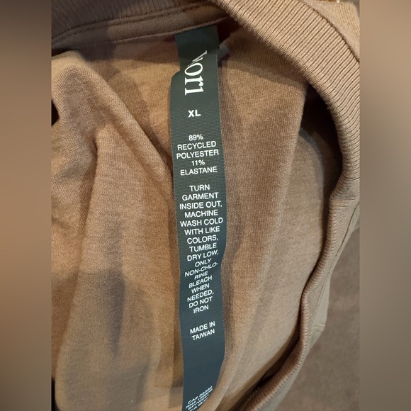 The Vuori Long-Sleeve Halo Crew - Picture 6 of 6